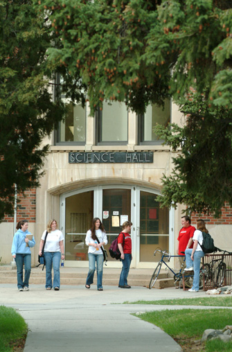 MSUB students in front of the Science building
