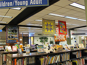 quilt display at the MSUB library