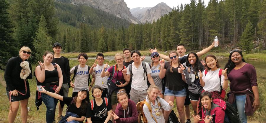 New International Students experience Montana and the mountains.