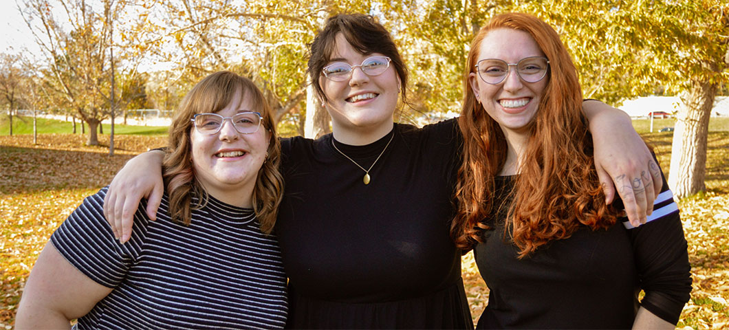 TRIO/SSS students at a park during the fall.
