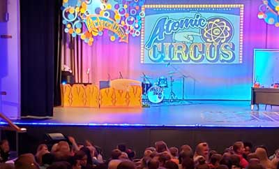 Atomic Circus on stage
