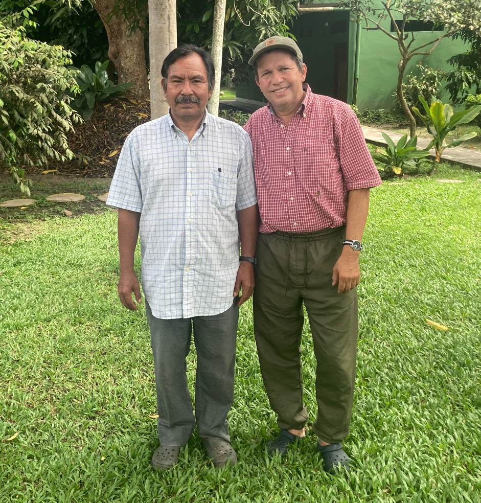 Photo of Rafael Chanchari Pizuri on the left and Juan Carlos Galeano on the right right