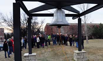 Moment of silence for Newtown, CT victims and community