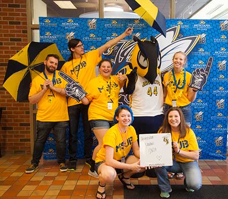 Orientation peer leaders